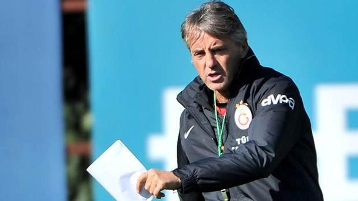 Mancini: Alo Prandelli...