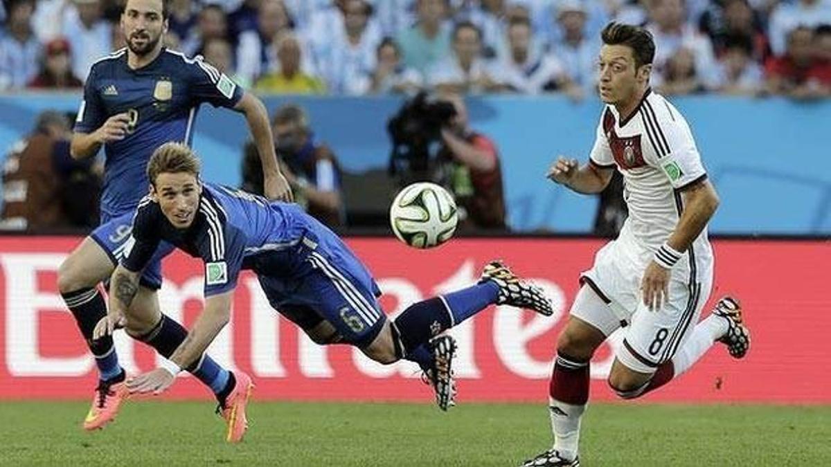 Mesut'tan büyük başarı!