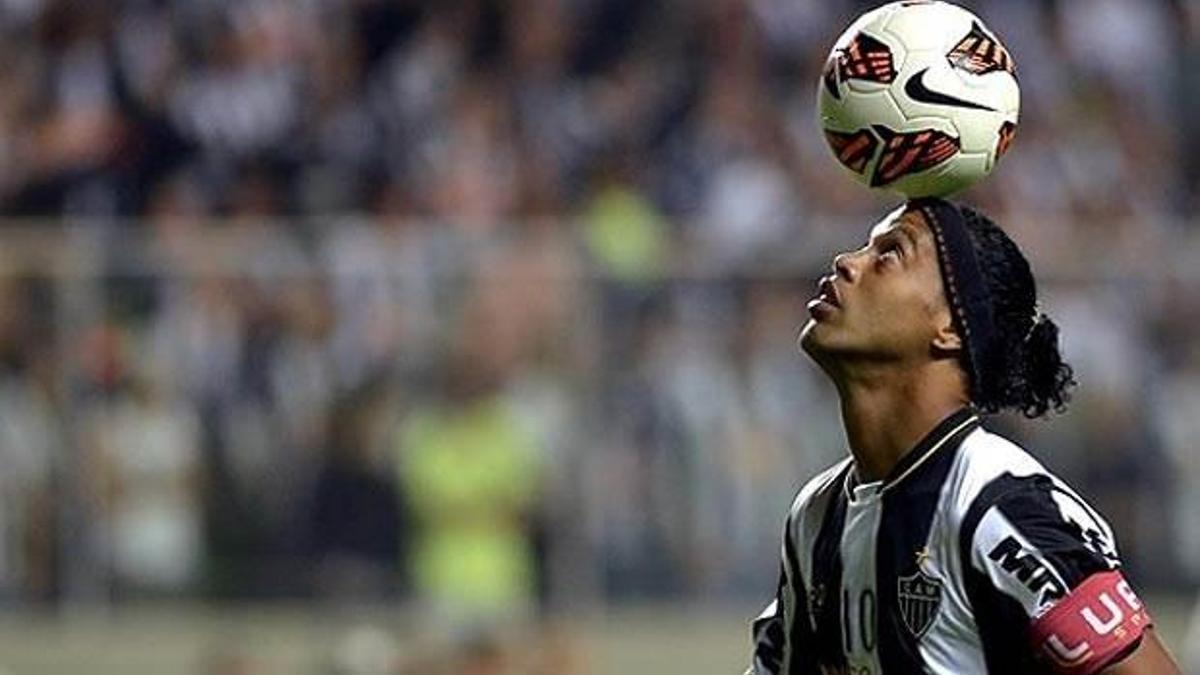Yine Ronaldinho yine Beşiktaş...