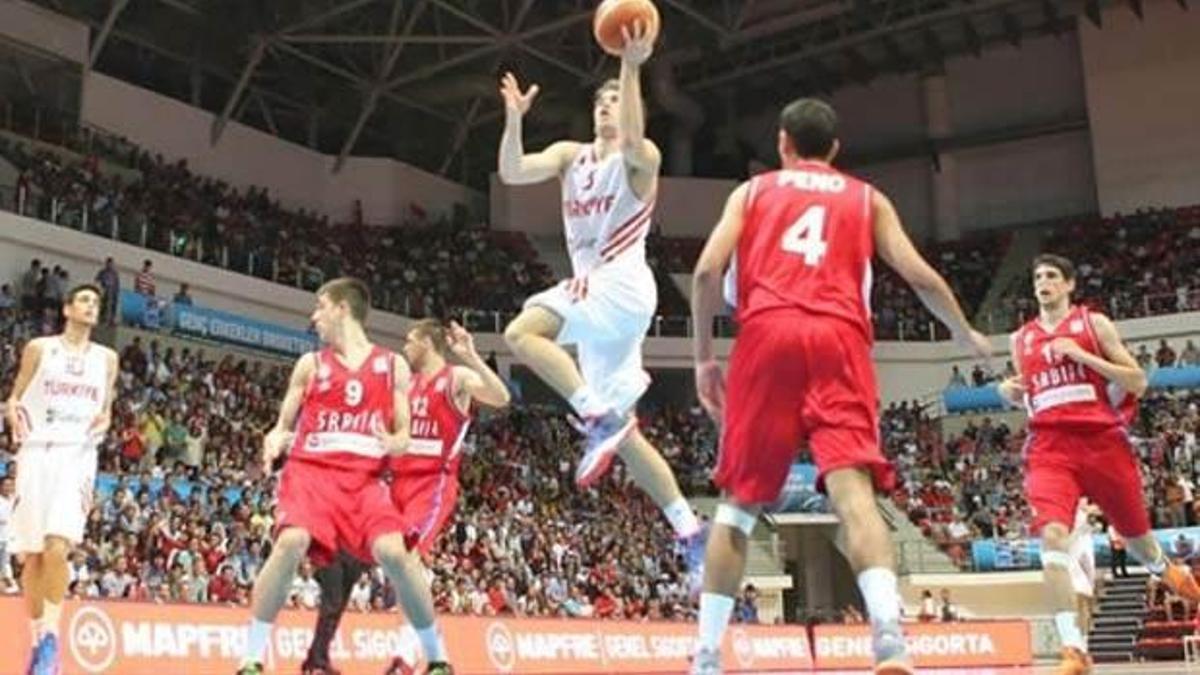 Avrupa şampiyonu 12 Genç Adam!