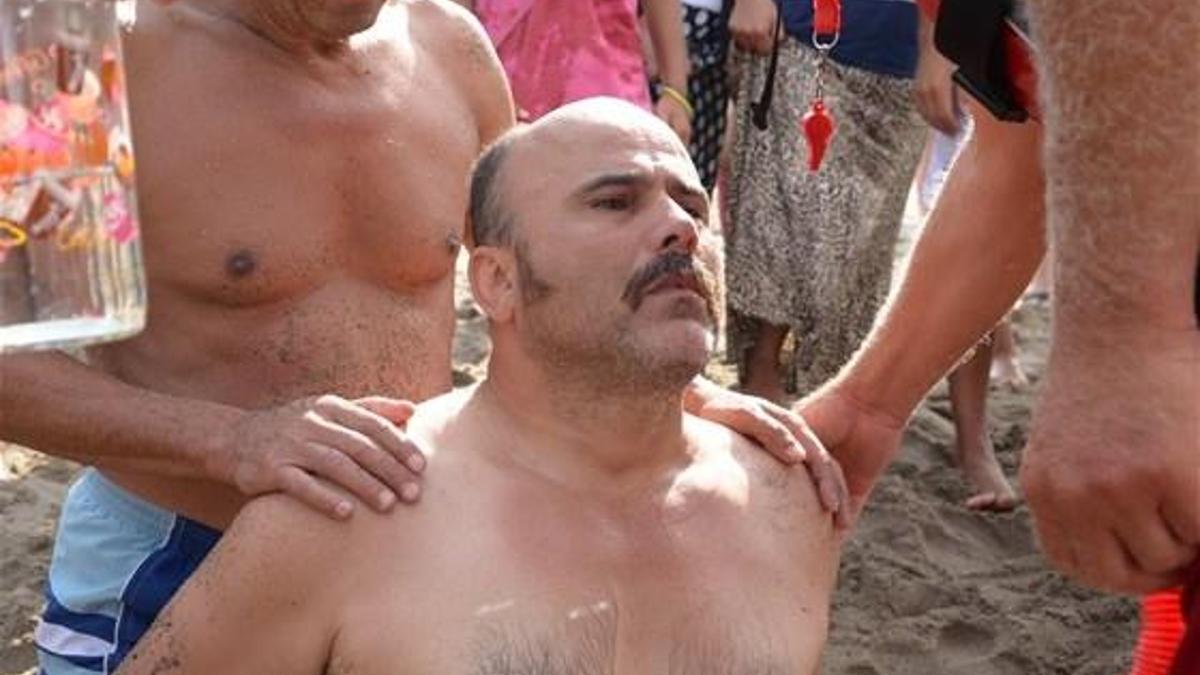 Yaşlı babasına bakan kızı taciz edip...