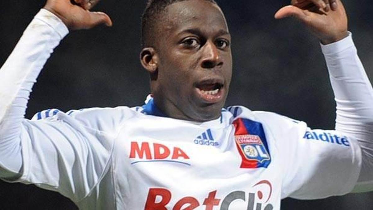 Cissokho Aston Villa'da