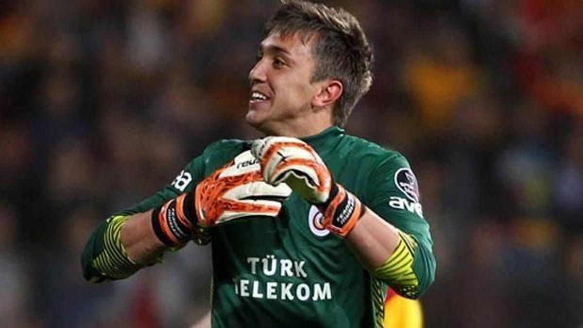 Muslera'ya büyük onur