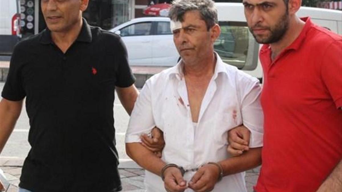 Halk otobüsü şoförü minibüs şoförünü öldürdü