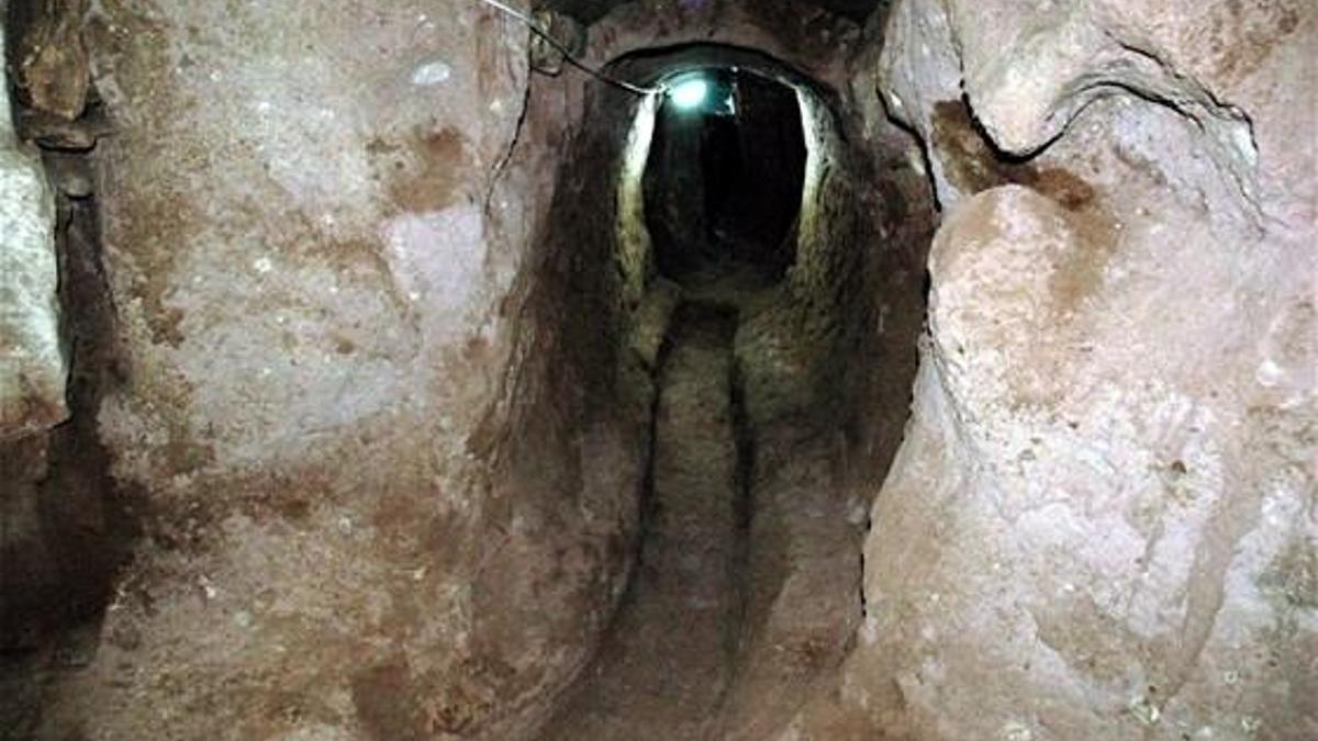 Bu kimsenin aklına gelmezdi! Miras kalan evi temizlerken...