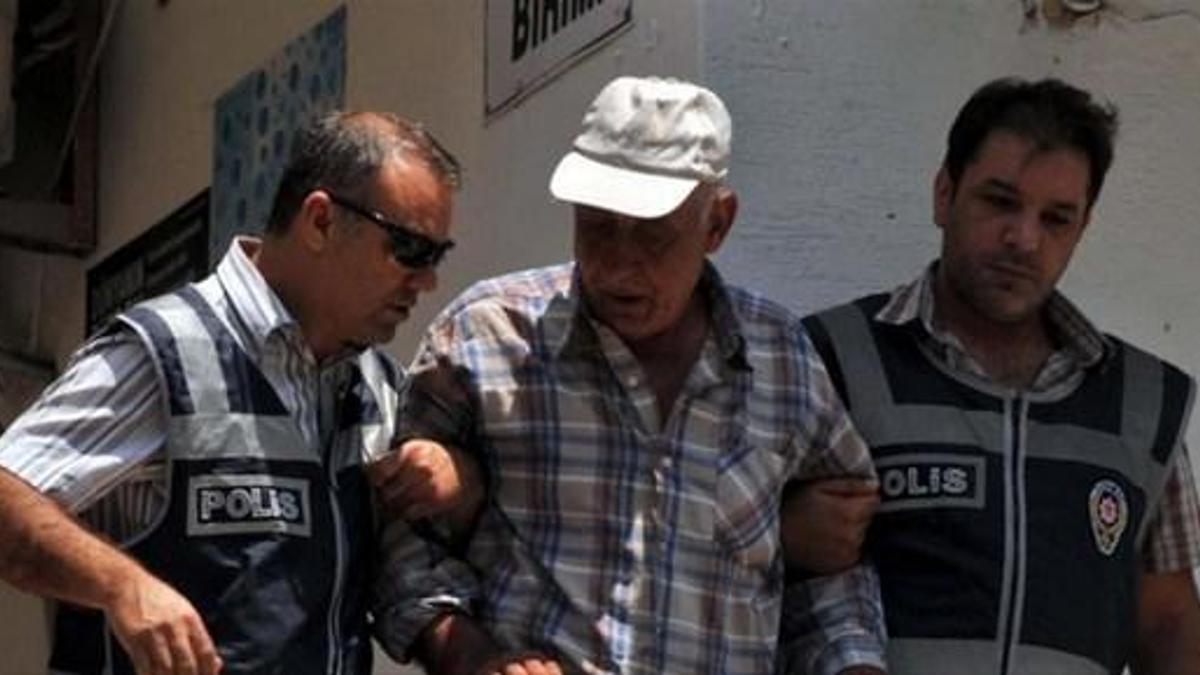 Eşini sevgilisine öldürten kadına müebbet