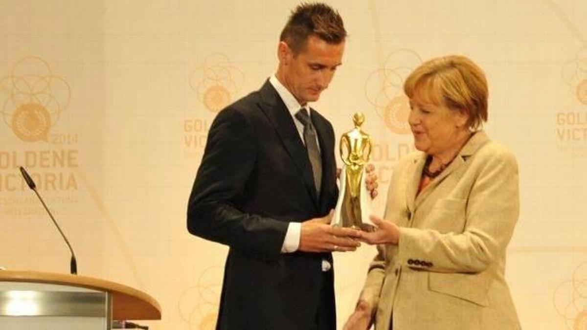 Klose'ye anlamlı ödül!