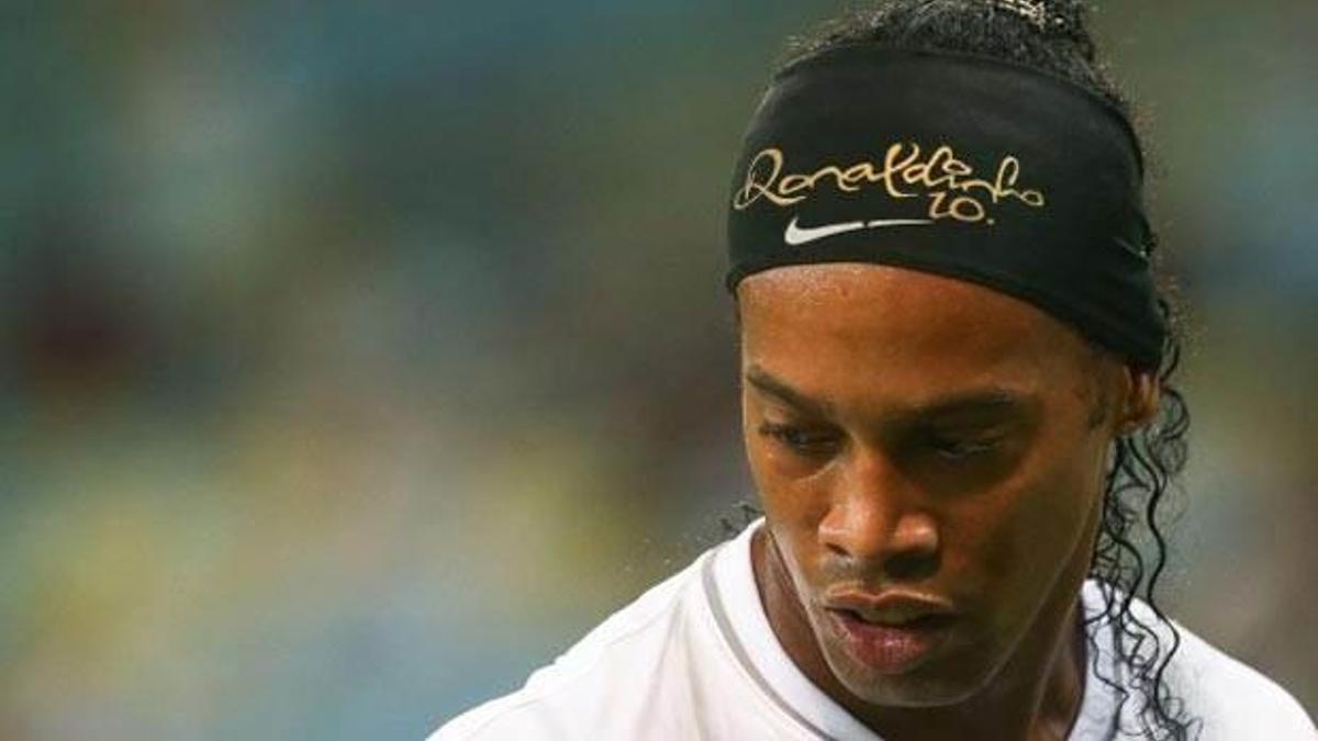 Ronaldinho'ya ırkçı saldırı