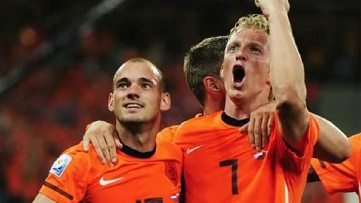Kuyt ve Sneijder yine kadroda