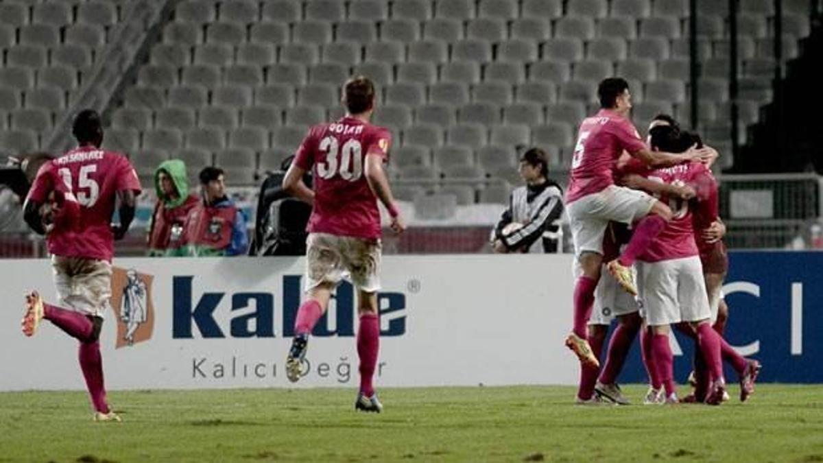 Asteras, Partizan'ı rahat geçti