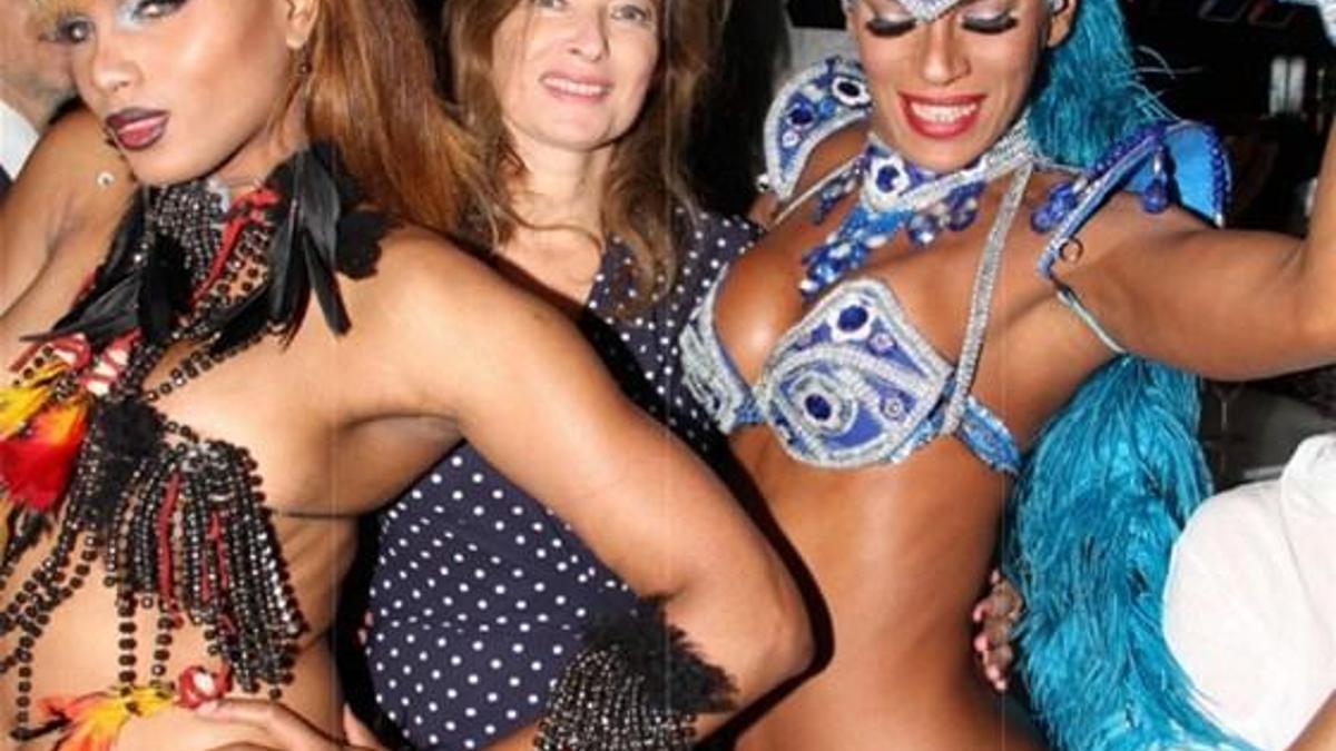 Cumhurbaşkanı eşi gay barda