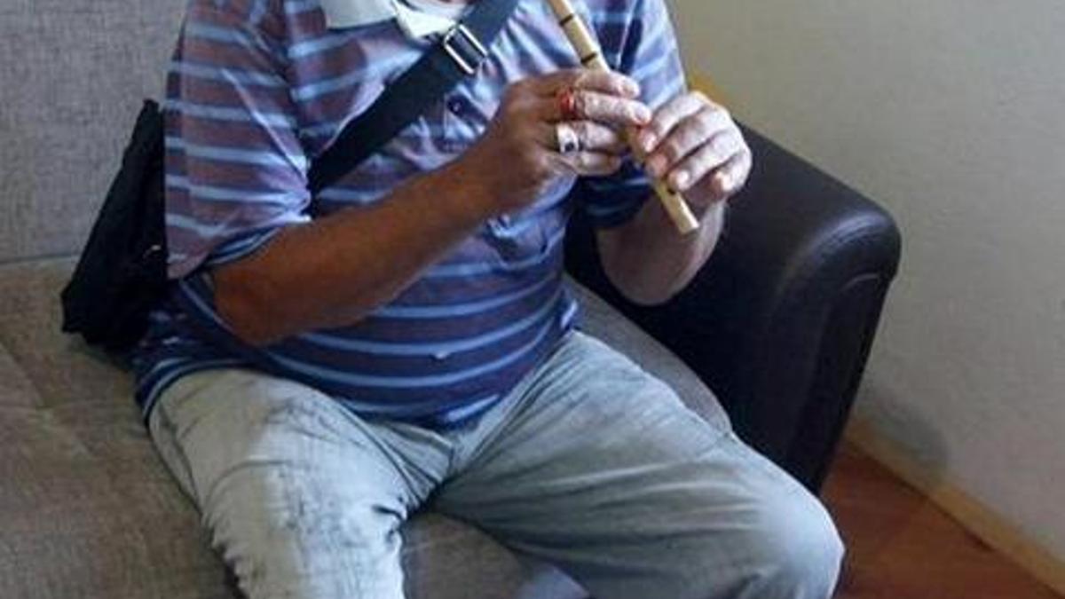 Çıplak Kraliçe kenti karıştırdı!