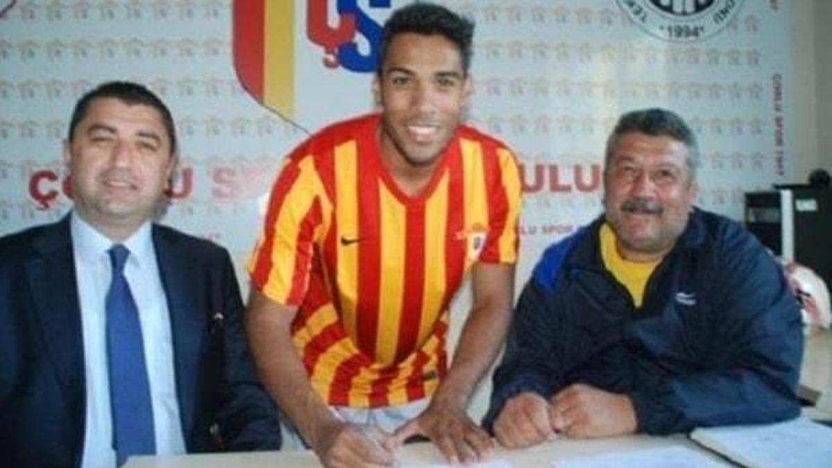 Barcelona'dan Çorluspor'a transfer!