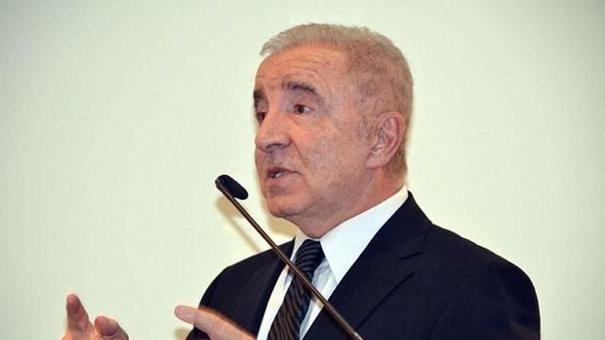 Ünal Aysal'a şok cevap!