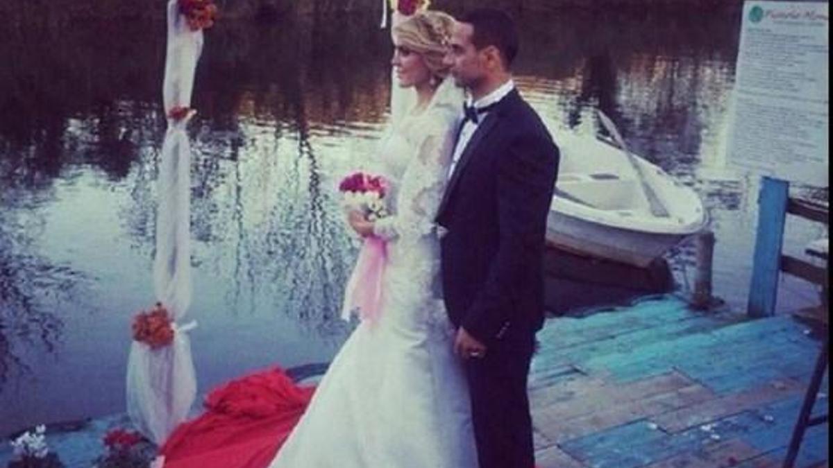 Şarkıcı Doğuş evlendi