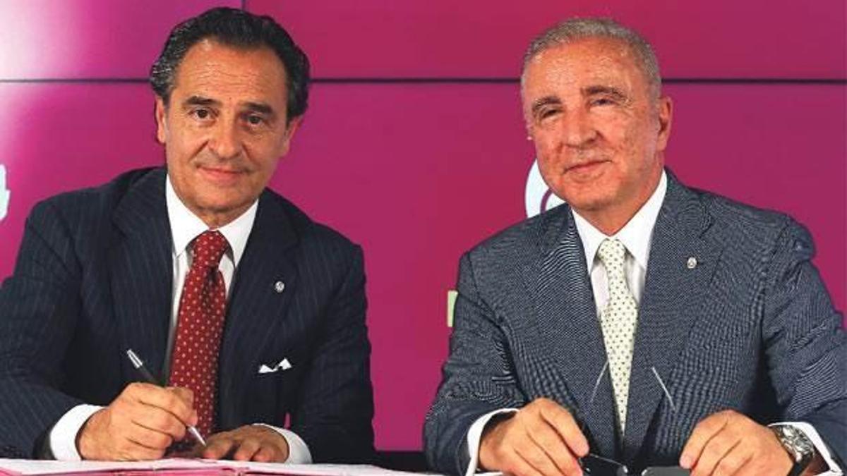 Aysal kaçtı gitti