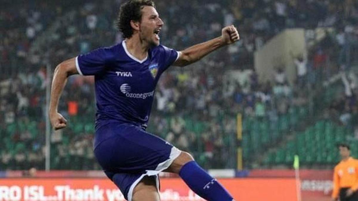 Elano'dan müthiş performans