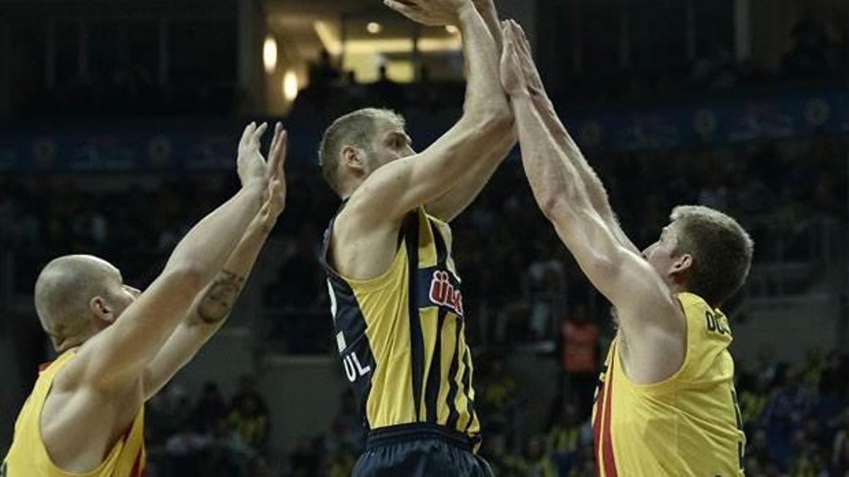 Fener yine kayıp