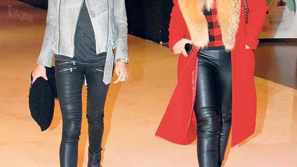 Yeni kankalar Hadise ve Burcu!