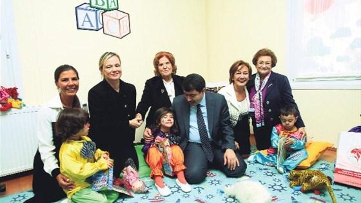 Demirören ailesinden eğitime bir destek daha