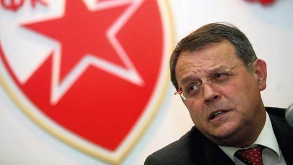 "Ataman tiksinti veriyor..."