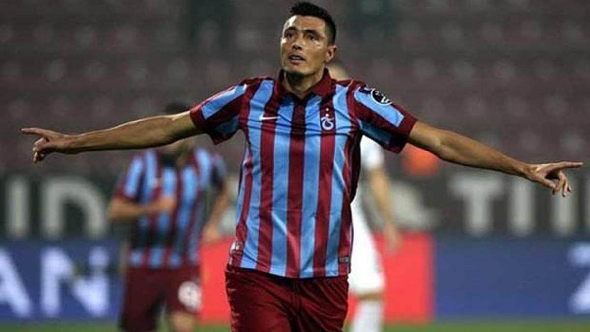 Emenike'yi değil Cardozo'yu istemiş