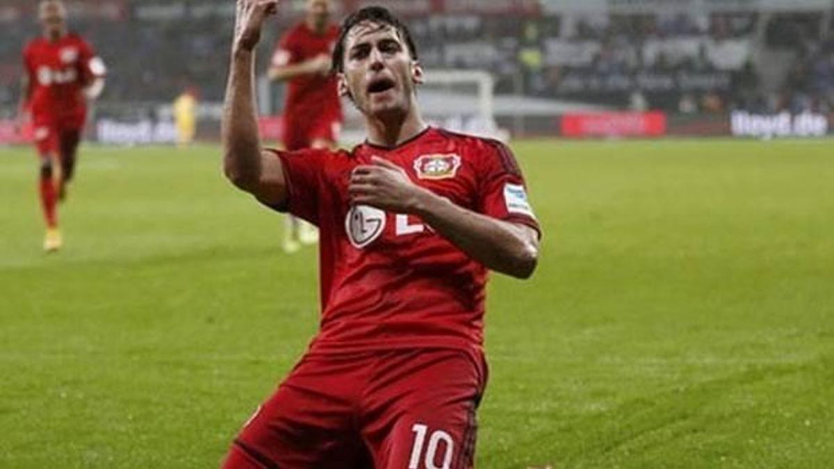 'Çalhanoğlu'nu futboldan men edin!'