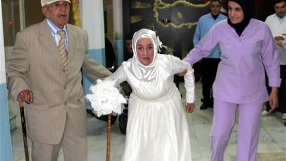 3 bin 300 Suriyeli Ermeni Ermenistan vatandaşı oldu