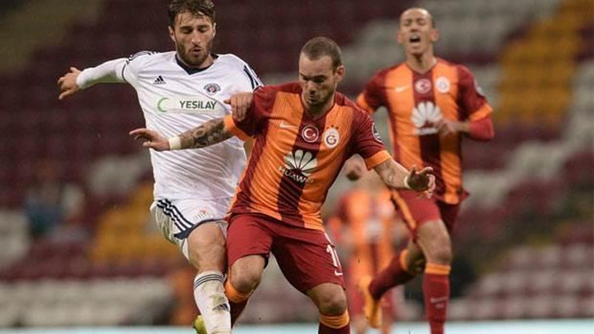 Juventus Sneijder ile temasa geçti