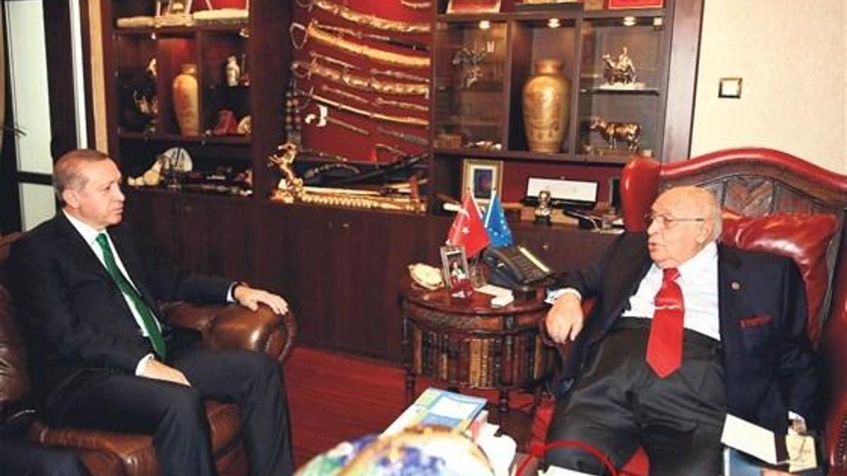 Masada 'Darbe' kitabı vardı