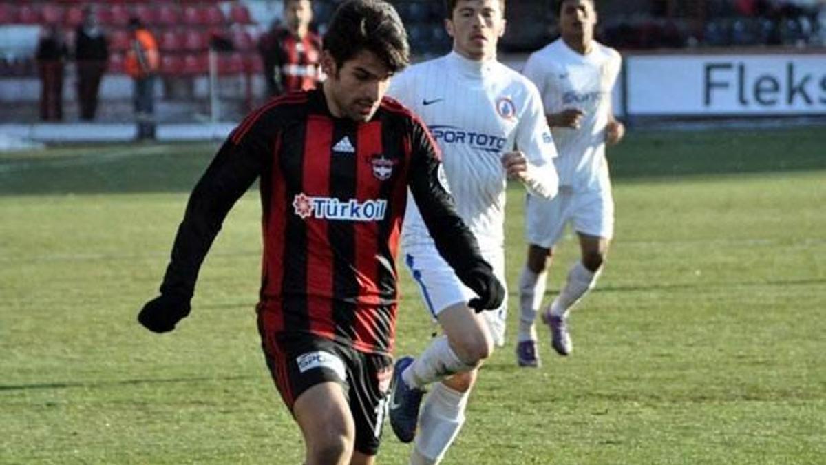 Trabzon Muhammet'i resmen istedi