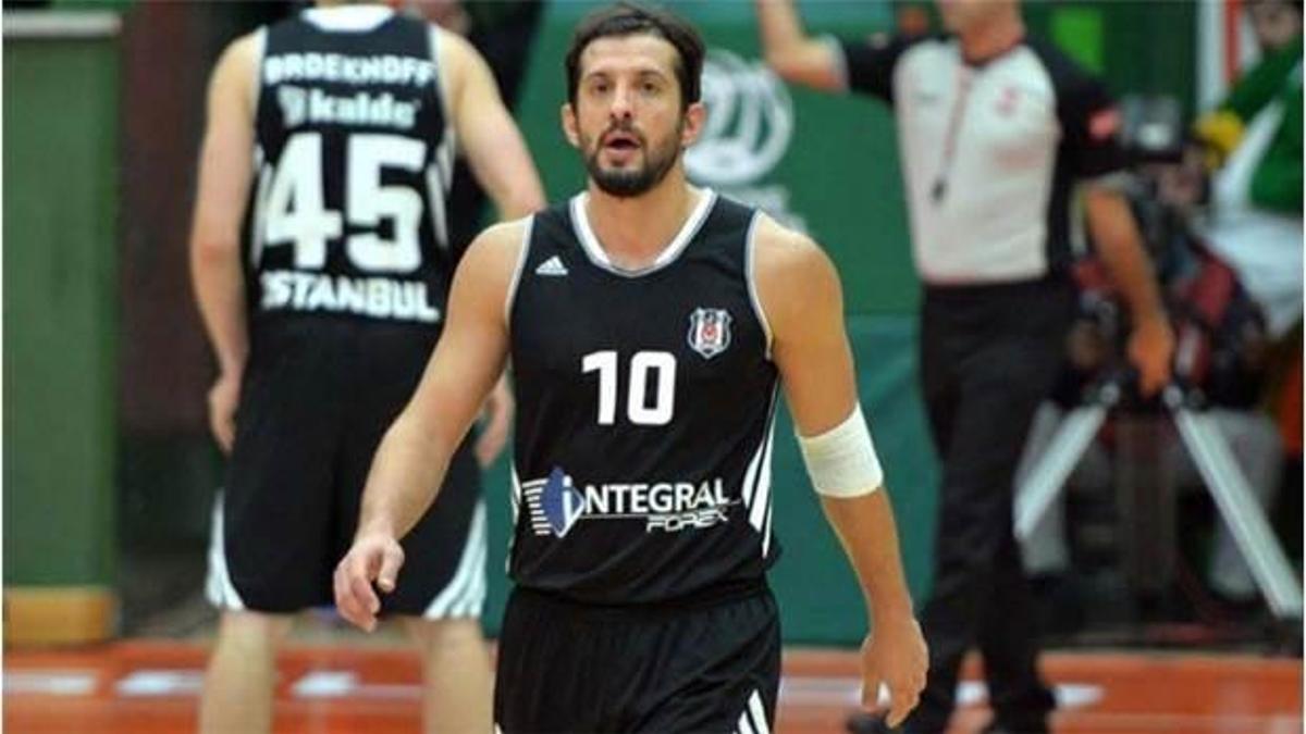 Yıldız oyuncu ameliyat oldu