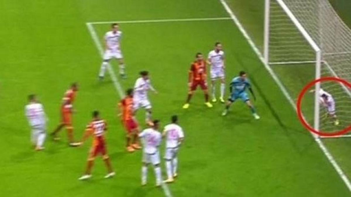 G.Saray'da büyük isyan!