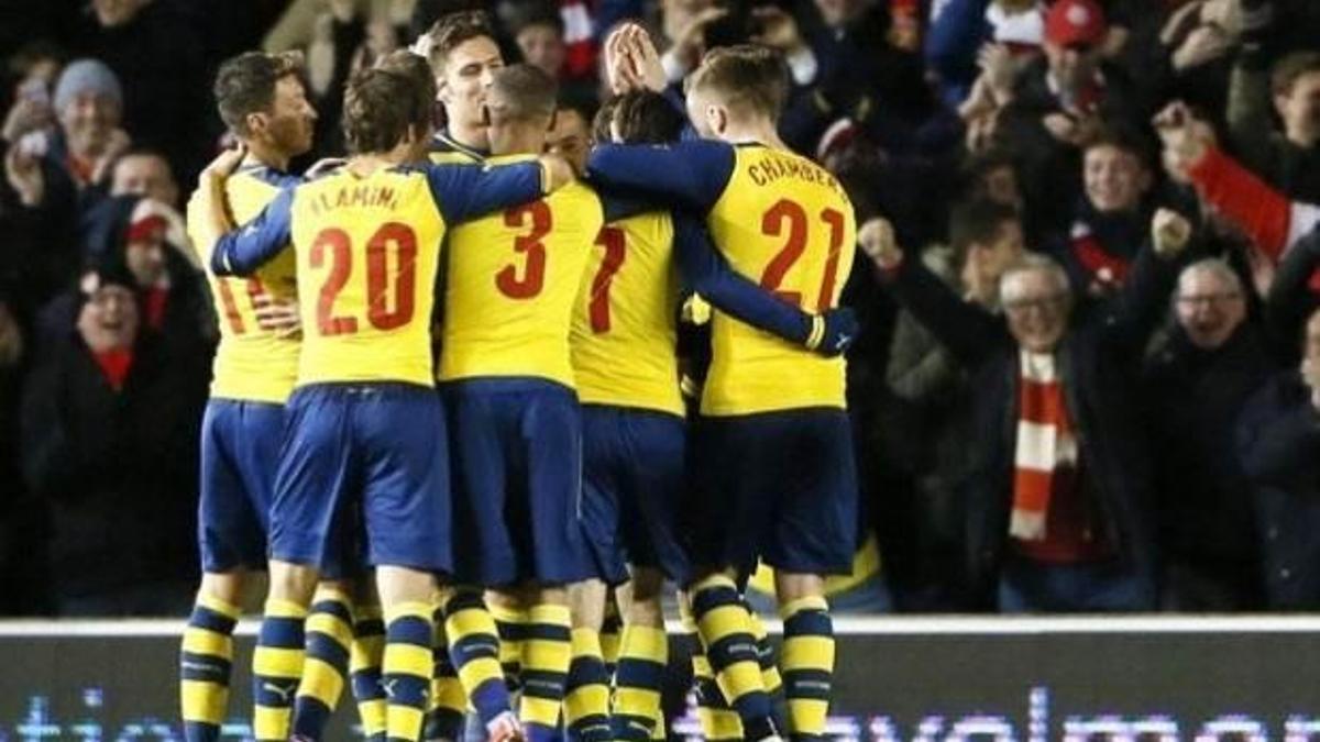 Arsenal turu zorlanarak geçti