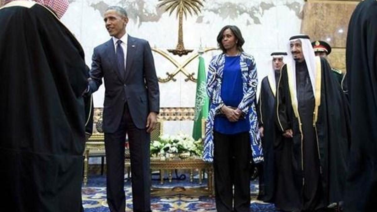First Lady'i pas geçtiler