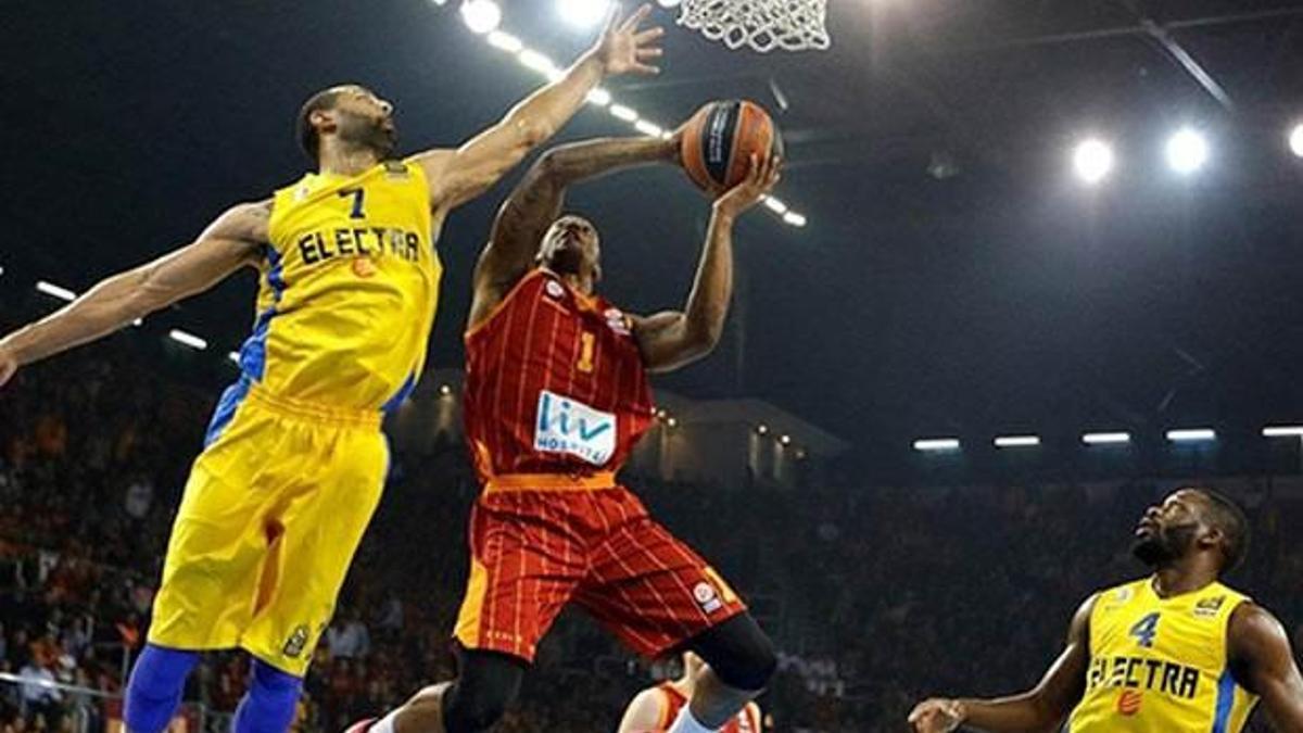 Hakem faciası!