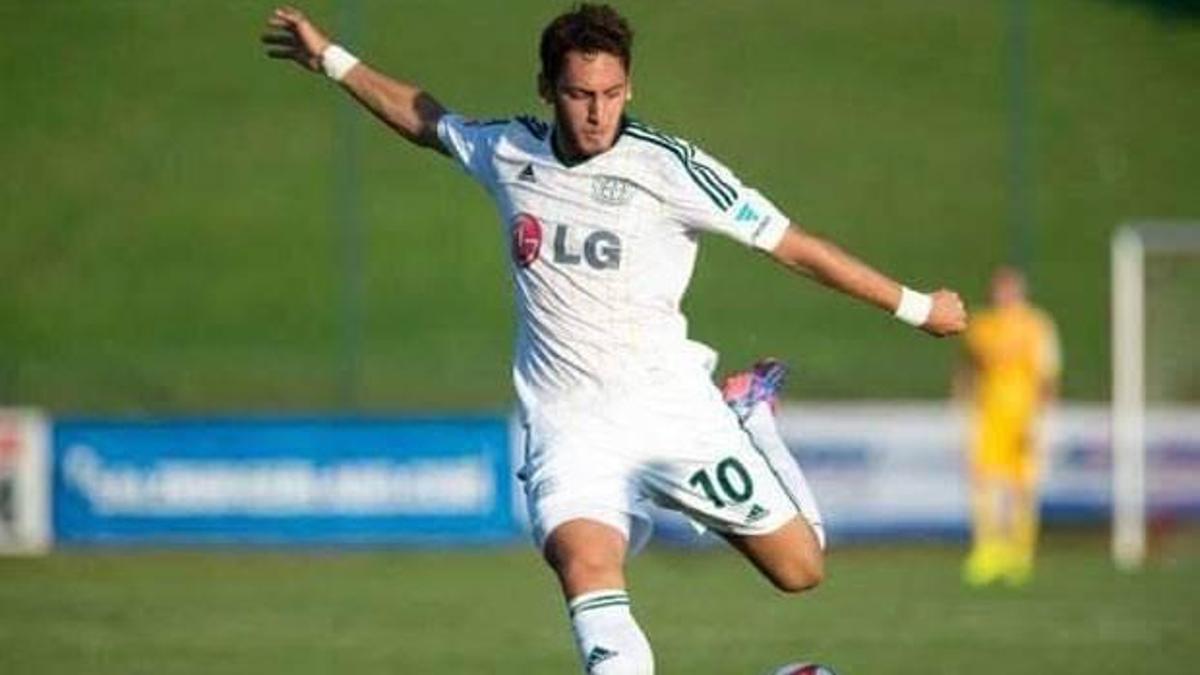 En iyi futbolcular arasına girdi