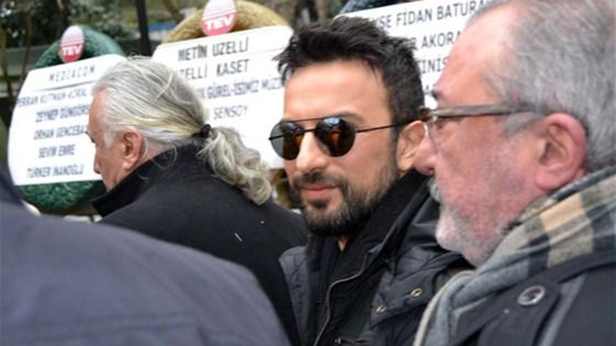 Müzeyyen Senar son yolculuğuna uğurlandı