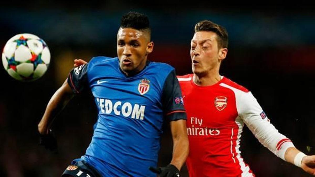 Arsenal 'Berbat'ov Monaco mutlu 'Mesut'