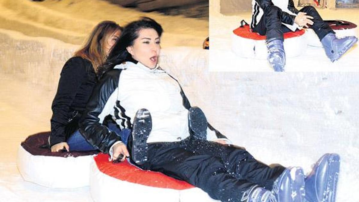 Android 5.0 çalıştıran Xperia Z3'ün görüntüleri yayınlandı