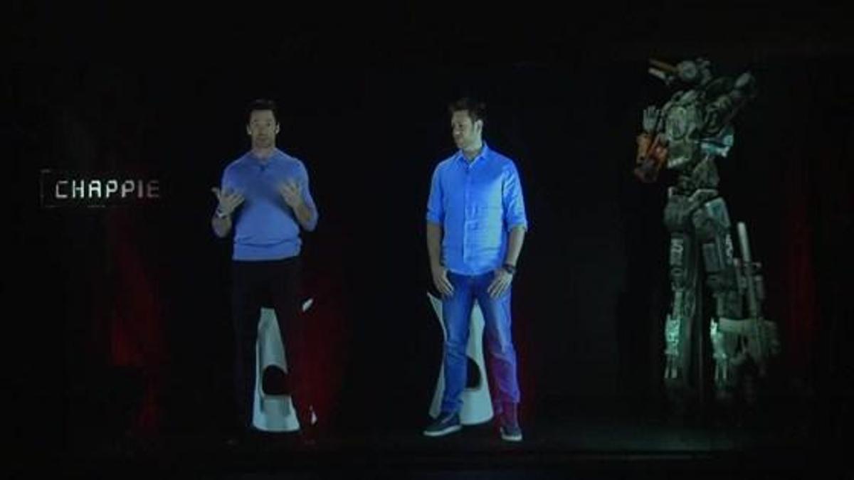 Hologram aracılığı ile basın toplantısı düzenledi