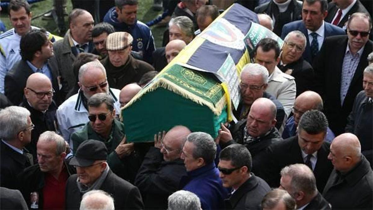 Son yolculuğuna uğurlandı