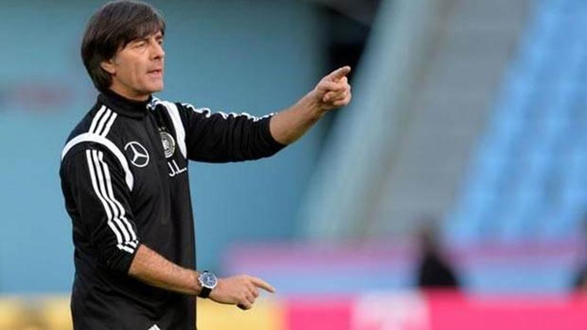 Löw sözleşmesini uzattı