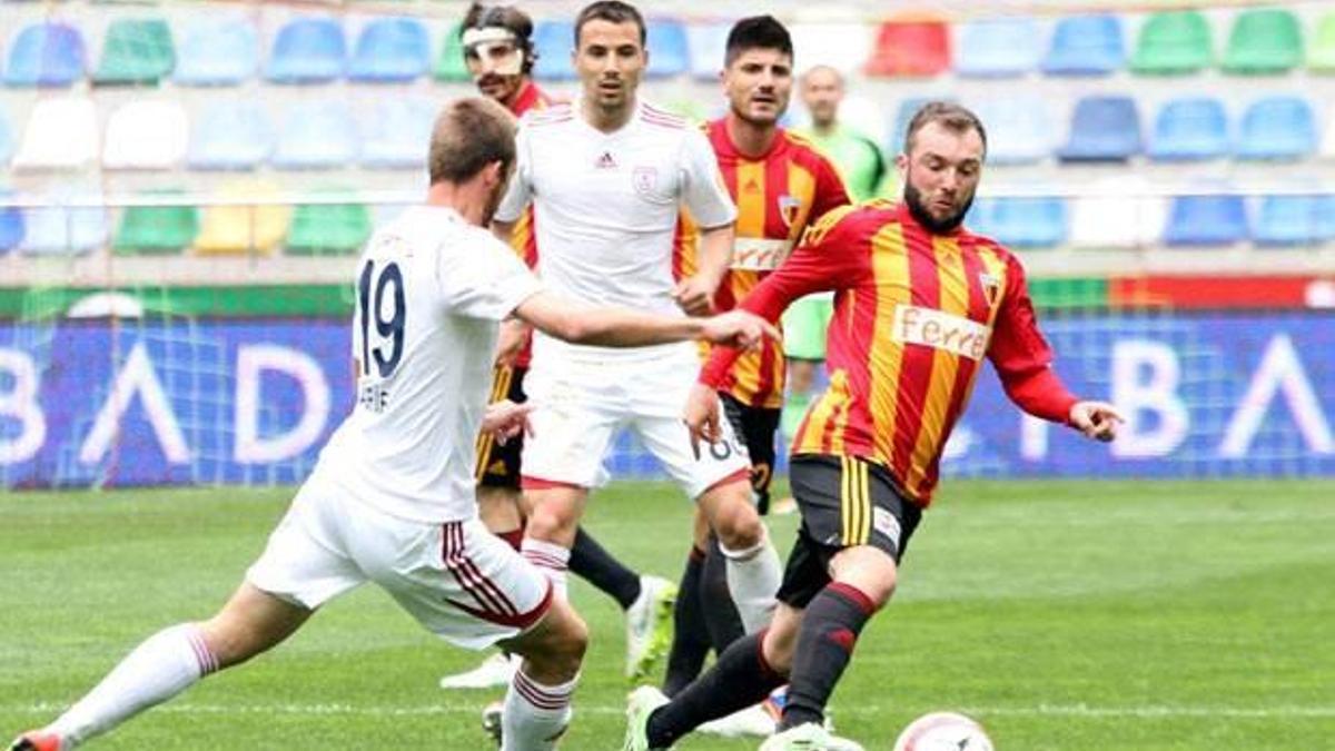 Kayseri liderliği bırakmıyor
