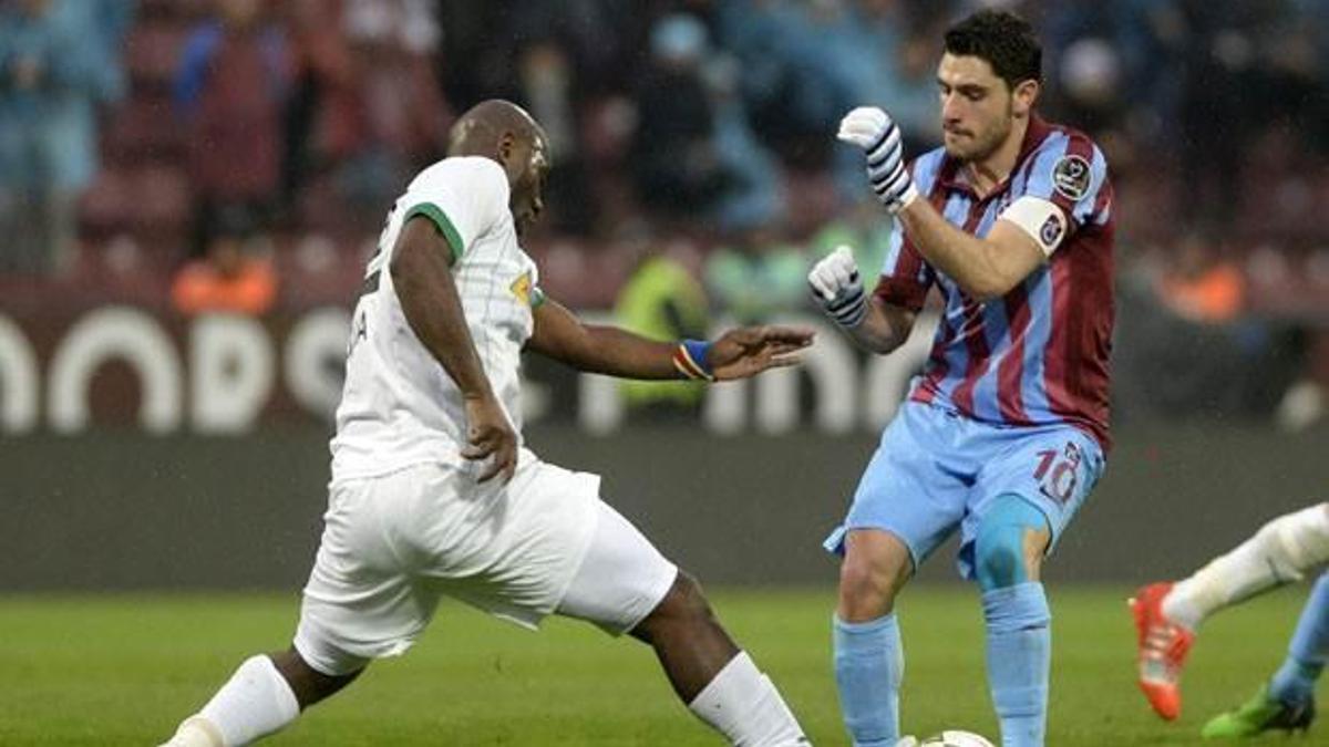 Cardozo Akhisar'ı Deniz'e döktü
