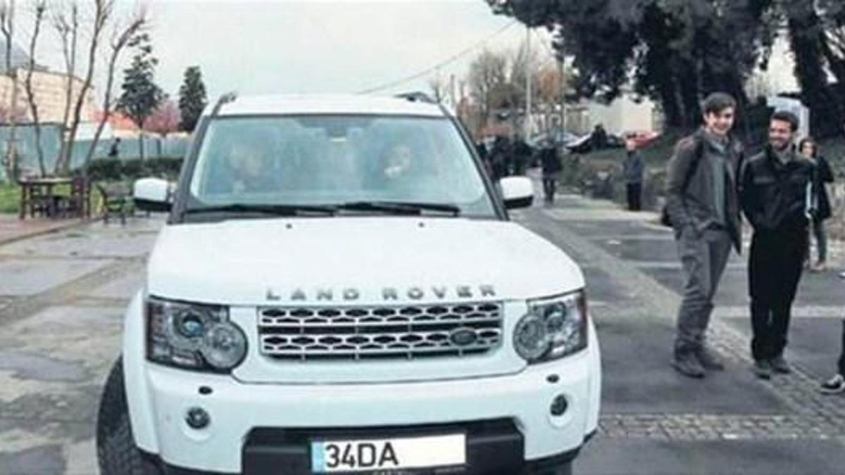Pelin Karahan'a bebek hediyesi