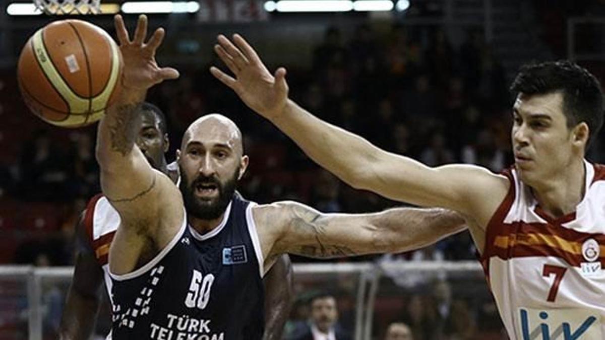Türk Telekom'dan Aslan'a ağır fatura!