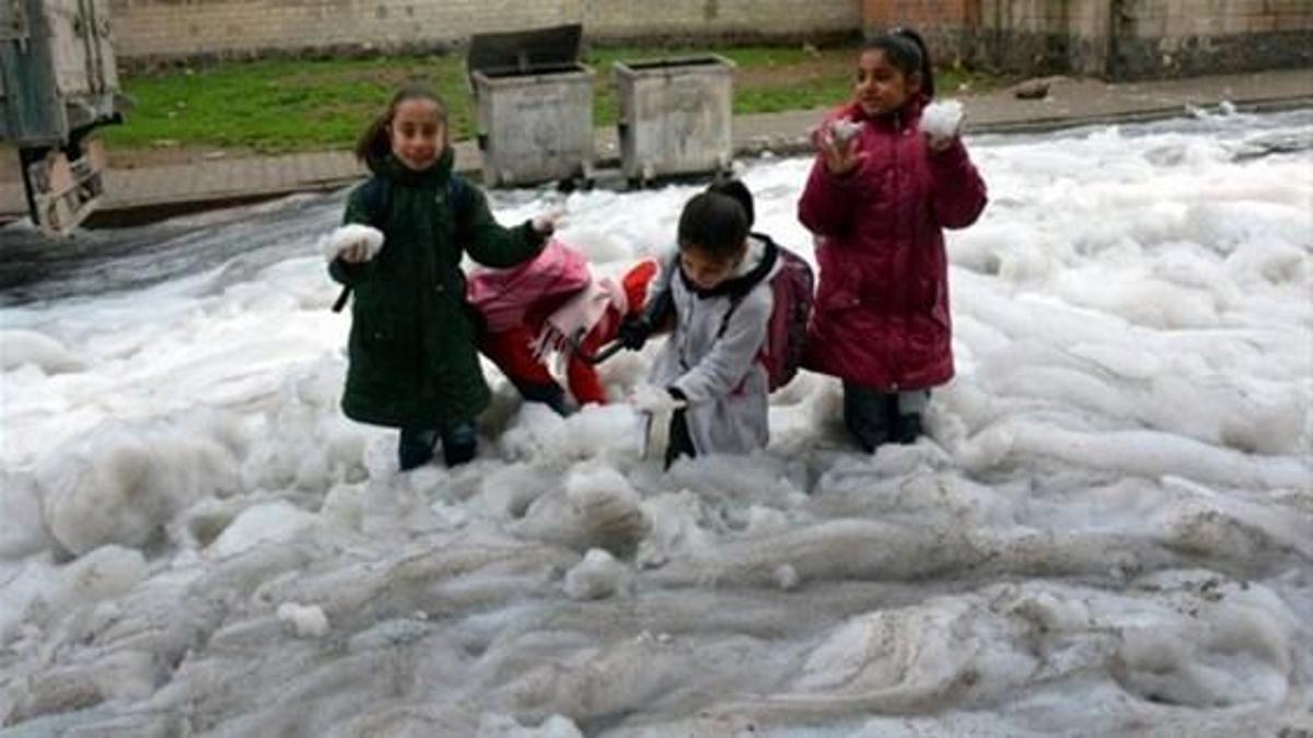 Cumhurbaşkanı Hadi sarayını terk etti