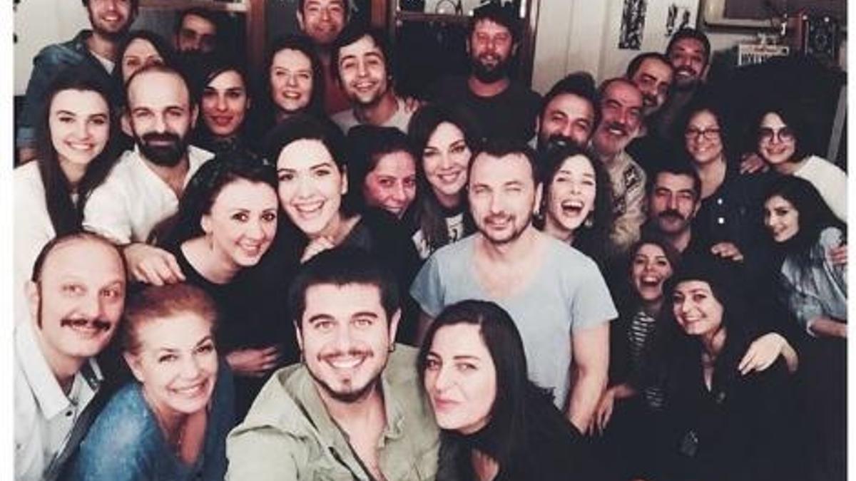 Bergüzar Korel'den veda pozu