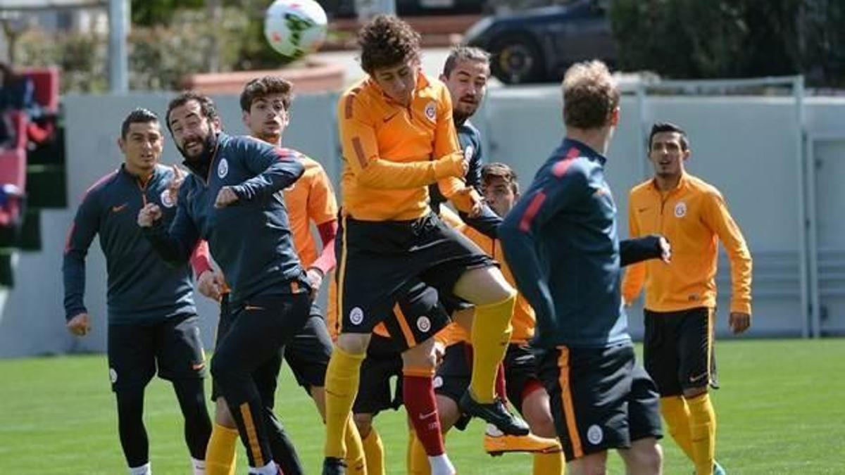 Aslar U21'lere fark attı